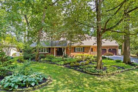 2131 Sheringham Road, Upper Arlington, OH 43220