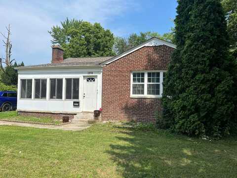 2214 Medina Avenue, Columbus, OH 43211