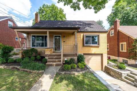 3668 Castlewood Lane, Cincinnati, OH 45248