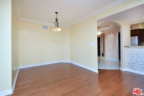 1000 Granville Ave, Los Angeles, CA 90049