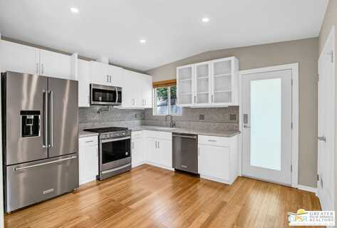 68540 F St, Cathedral City, CA 92234