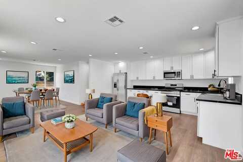 7445 Balcom Ave, Reseda, CA 91335