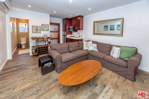 38 Sunset Ave, Venice, CA 90291