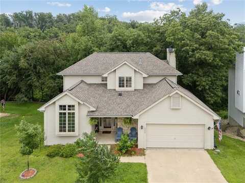 3322 Riverside Drive NE, Cedar Rapids, IA 52411