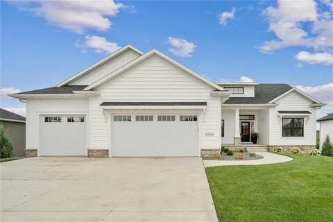 6506 Rapids Ridge Road NE, Cedar Rapids, IA 52411