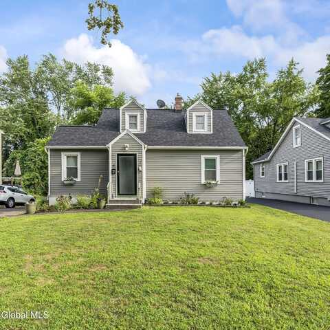 4 Albright Place, Bethlehem, NY 12054