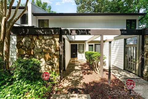 3740 Winding Creek Lane, Charlotte, NC 28226