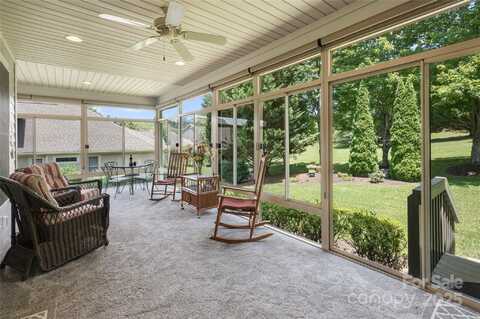 245 Whistlewood Lane, Hendersonville, NC 28739
