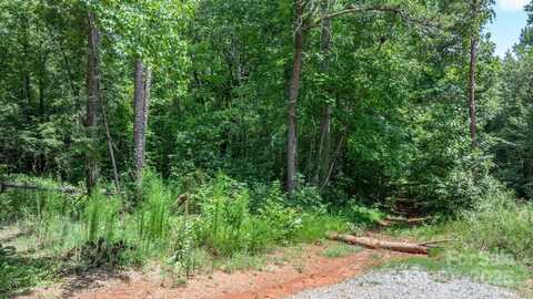 Rolling Road, Lincolnton, NC 28092