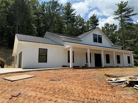 1721 Songbird Court SE, Lenoir, NC 28645