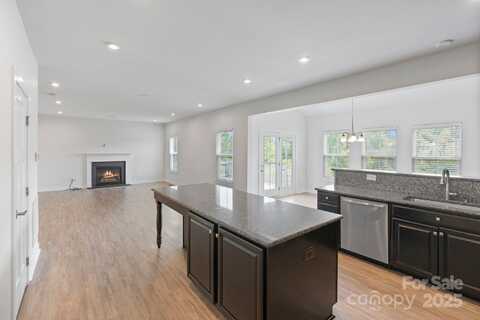 207 Welcombe Street, Mooresville, NC 28115