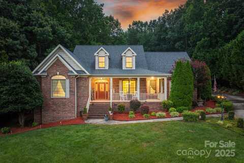 1128 Bugle Lane, Newton, NC 28658