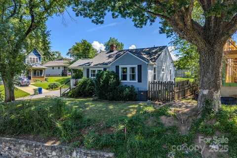 122 Michigan Avenue, Asheville, NC 28806