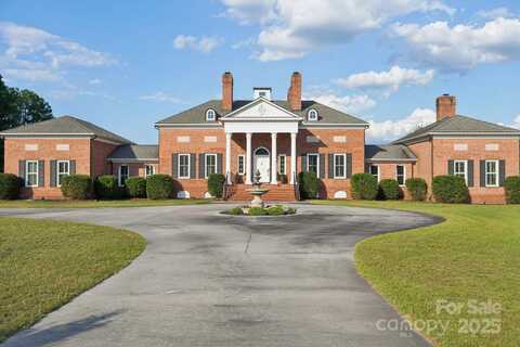 504 Mcdougal Circle, Cheraw, SC 29520