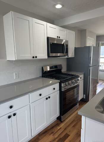 38 Clifton Avenue, Ansonia, CT 06401