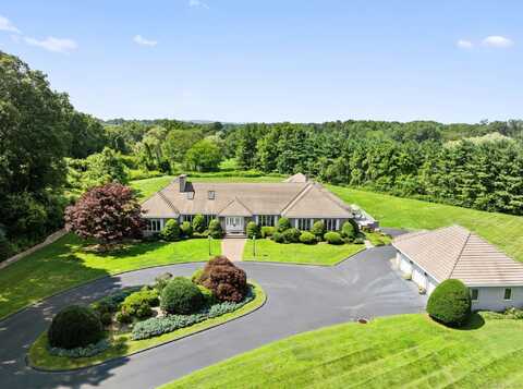 1253 Mapleton Avenue, Suffield, CT 06078