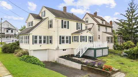 137 West Center Street, Manchester, CT 06040