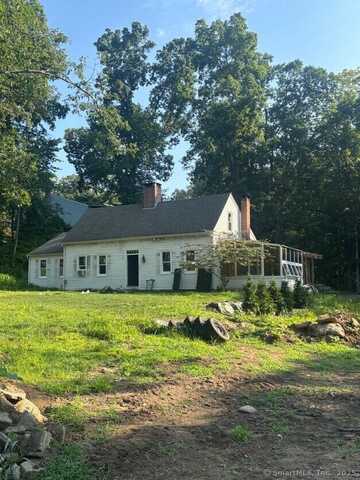 184 Phoenixville Road, Chaplin, CT 06235