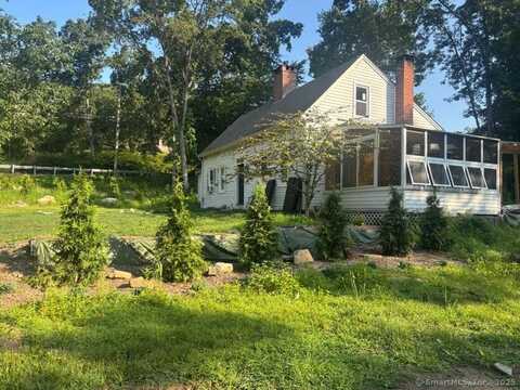 184 Phoenixville Road, Chaplin, CT 06235