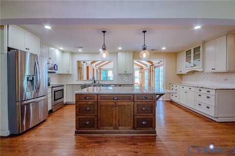 200 La Mae Circle, Aylett, VA 23009
