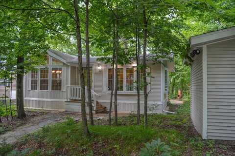 4286 Harbor School Rd, Egg Harbor, WI 54209