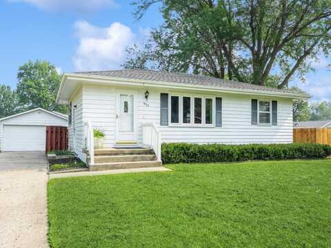 908 E Franklin Avenue, Indianola, IA 50125