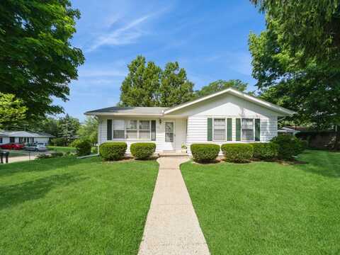 8110 Warren Drive, Des Moines, IA 50320