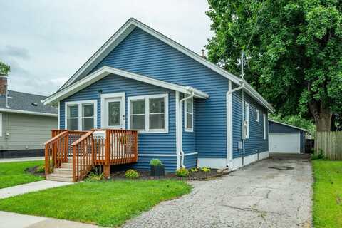 2317 Des Moines Street, Des Moines, IA 50317