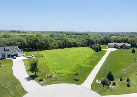 4922 Cedar Lane, Winterset, IA 50273
