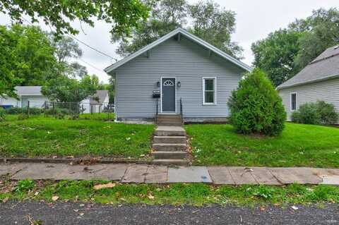 1910 Logan Avenue, Des Moines, IA 50316