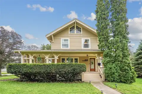 604 W Jefferson Street, Winterset, IA 50273
