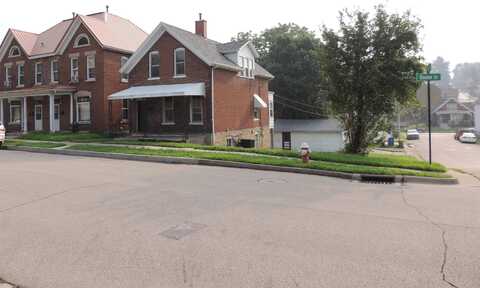 2520 Queen, Dubuque, IA 52001