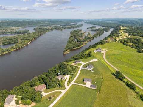 358 Blue Heron Lane, Guttenberg, IA 52052