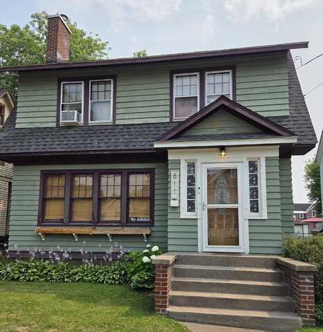 811 John ST, Muir, MI 49783