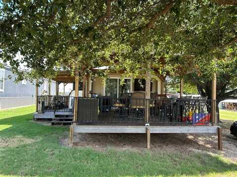2334 Sanbar Road 86, Leakey, TX 76449