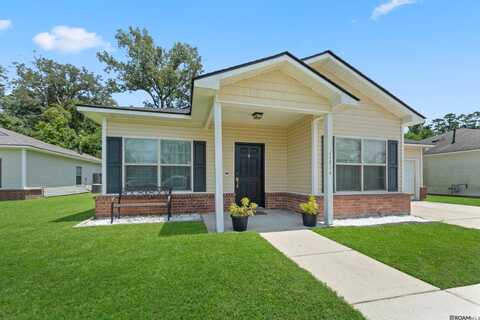 22826 Lafourche Ln, Denham Springs, LA 70726