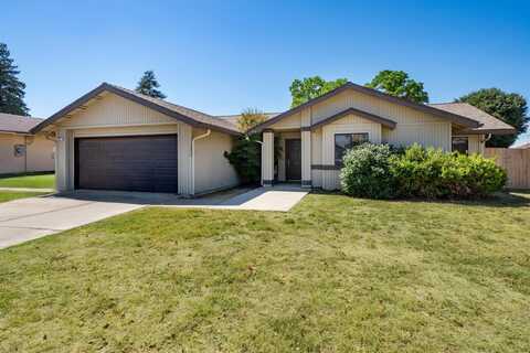 81 Carter Way, Fowler, CA 93625