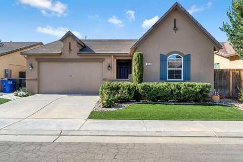 3054 Roberts Avenue, Clovis, CA 93619