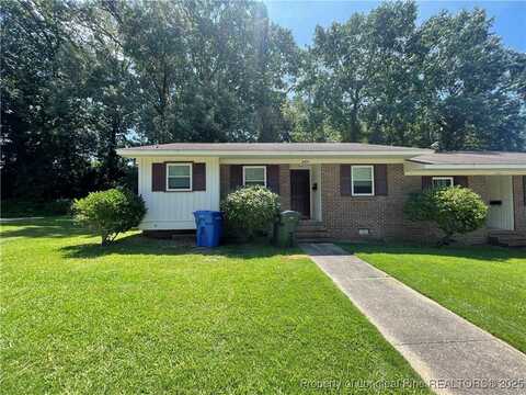3324 Gables Drive, Fayetteville, NC 28301