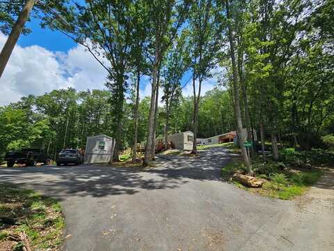 6103539 Boulder Court, Franklin, NC 28734