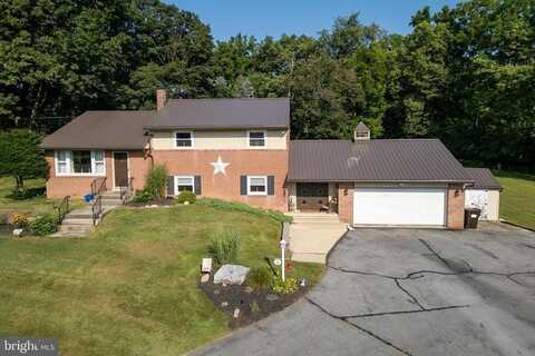 31 SUNSET, SINKING SPRING, PA 19608