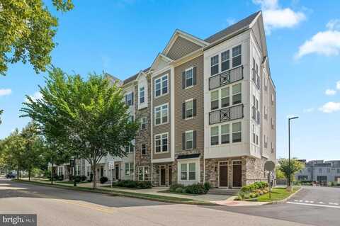 204 CHARLES ELLIS DRIVE, NEWTOWN SQUARE, PA 19073
