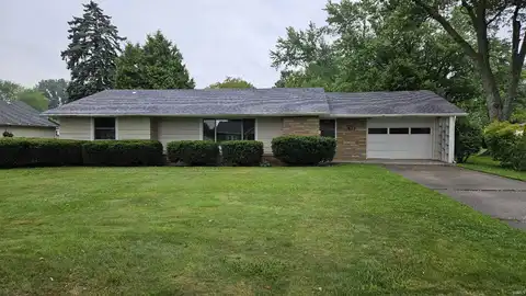 910 E 3rd Street, Auburn, IN 46706