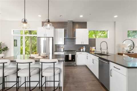 292 Gordon Avenue NE, Atlanta, GA 30307