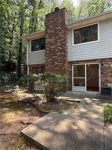 2700 TWIGGS Circle SE, Marietta, GA 30067