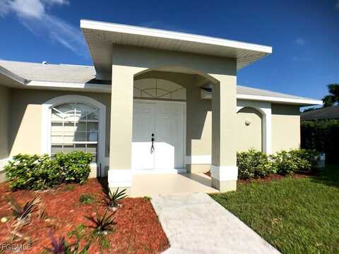 517 SE 16th Place, Cape Coral, FL 33990