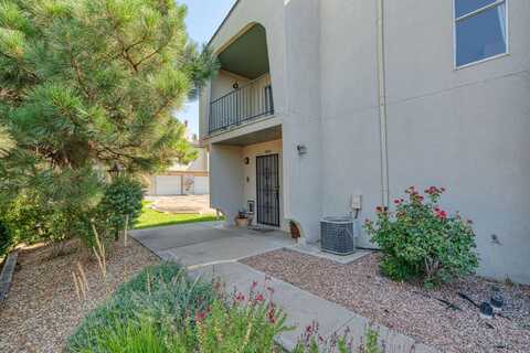 7532 PRAIRIE Road NE, Albuquerque, NM 87109
