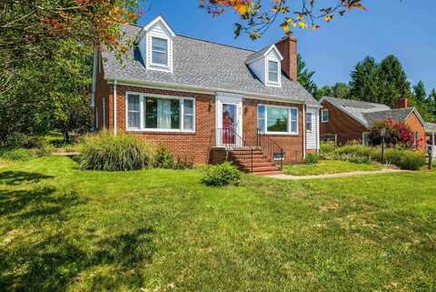 810 REID ST, STAUNTON, VA 24401