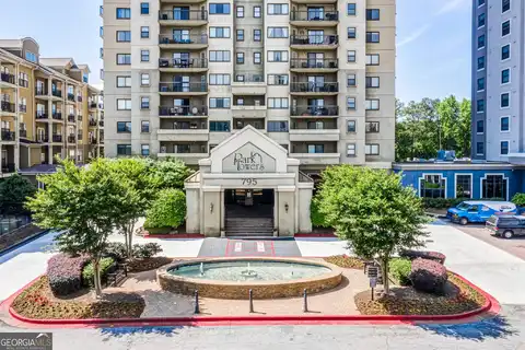 795 Hammond, Atlanta, GA 30328