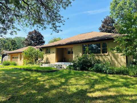 5222 PERRY Highway, Erie, PA 16509